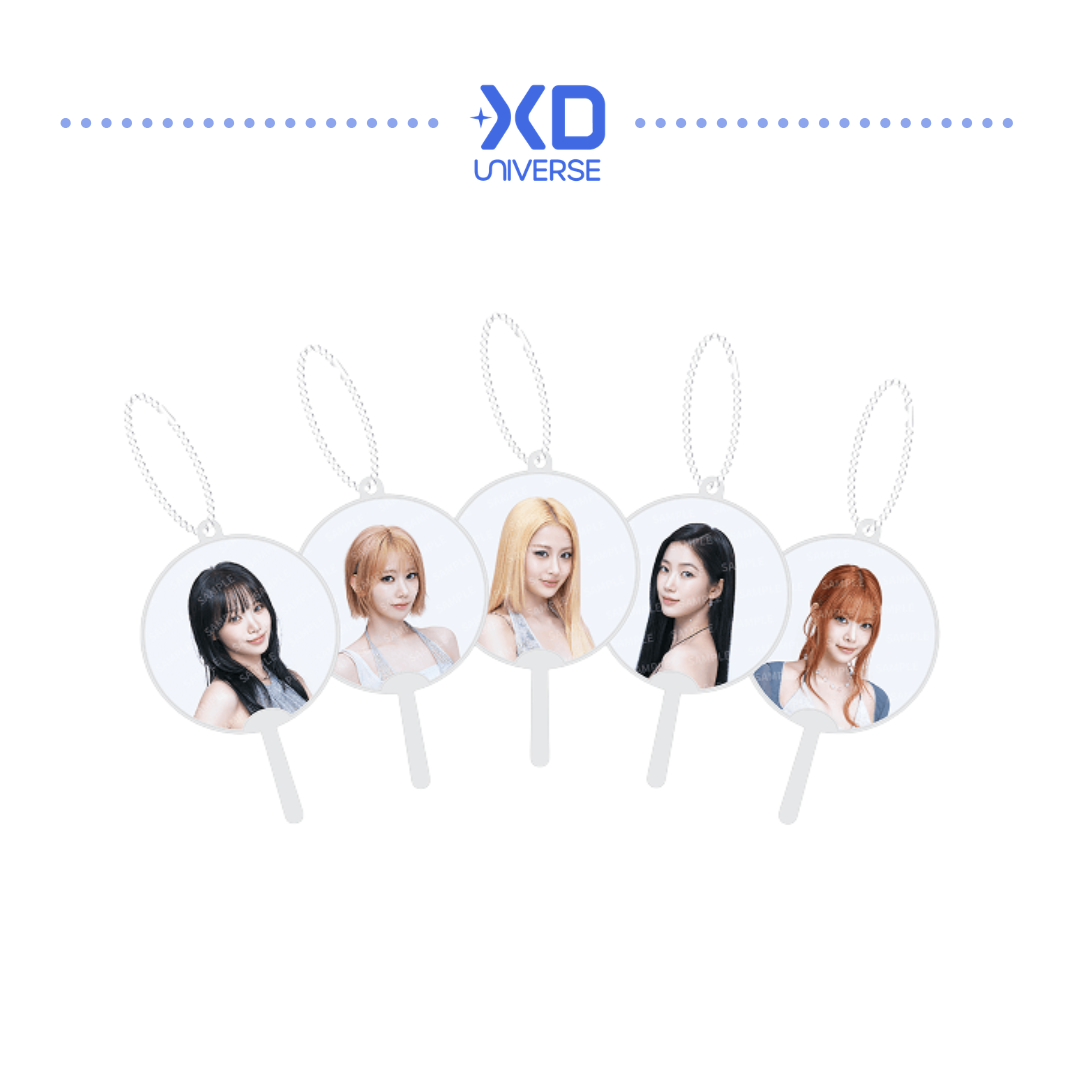 [PREORDER] LE SSERAFIM TOUR ‘PUREFLOW’ Official Merch - Lucky Draw (Mini Image Picket)