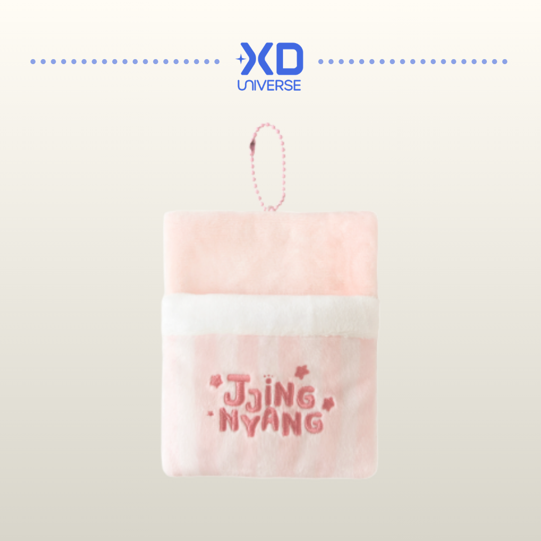 [PREORDER DEADLINE 21/8] ONEW OFFICIAL CHARACTER 'JJING-NYANG’  PAJAMA PARTY POP-UP STORE MERCH - BLANKET KEYRING