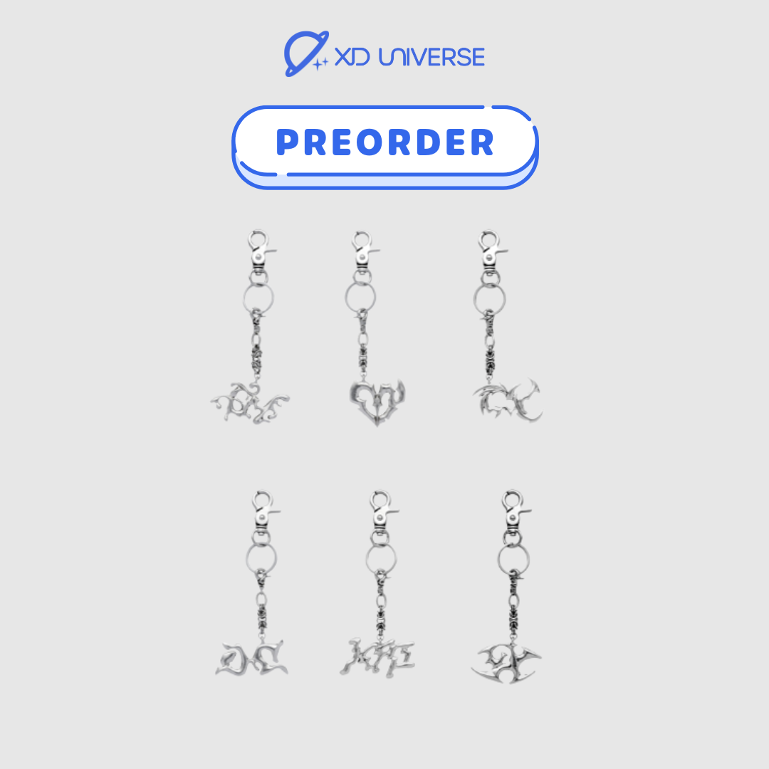 [PREORDER] EXO POP-UP [REVERXE THE WORLD] OFFICIAL MERCHANDISE - METAL CHARM KEY RING