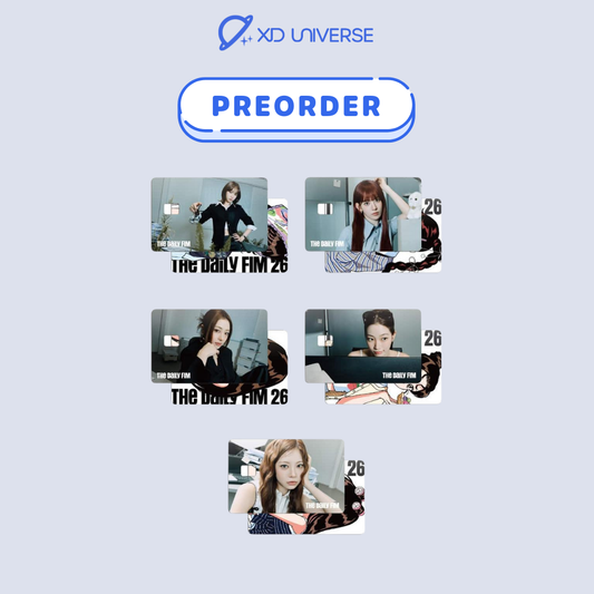 [PREORDER] LE SSERAFIM 2026 SEASON’S GREETINGS [HOLIDAY HOUSE] MD - CARD COVER STICKER