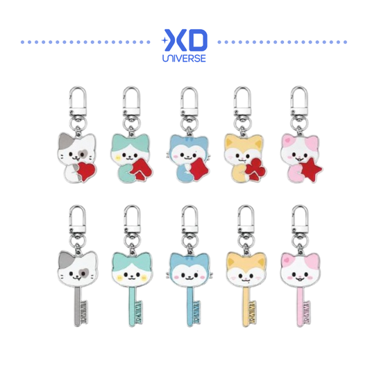 [PREORDER DEADLINE 15/8] ITZY The 5th Fan Meeting 있지 믿지, 날자! “ALL IN, MIDZY” OFFICIAL MERCH - TWINZY SECRET METAL CHARM