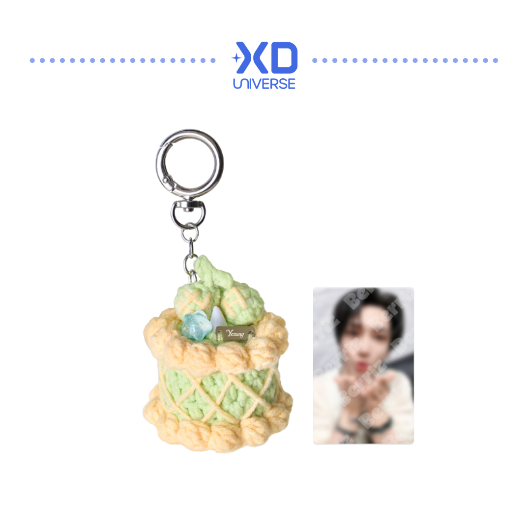[PREORDER DEADLINE 25/8] SUPER JUNIOR YESUNG ARTIST BIRTHDAY MERCH - Crochet Mini Cake Keyring