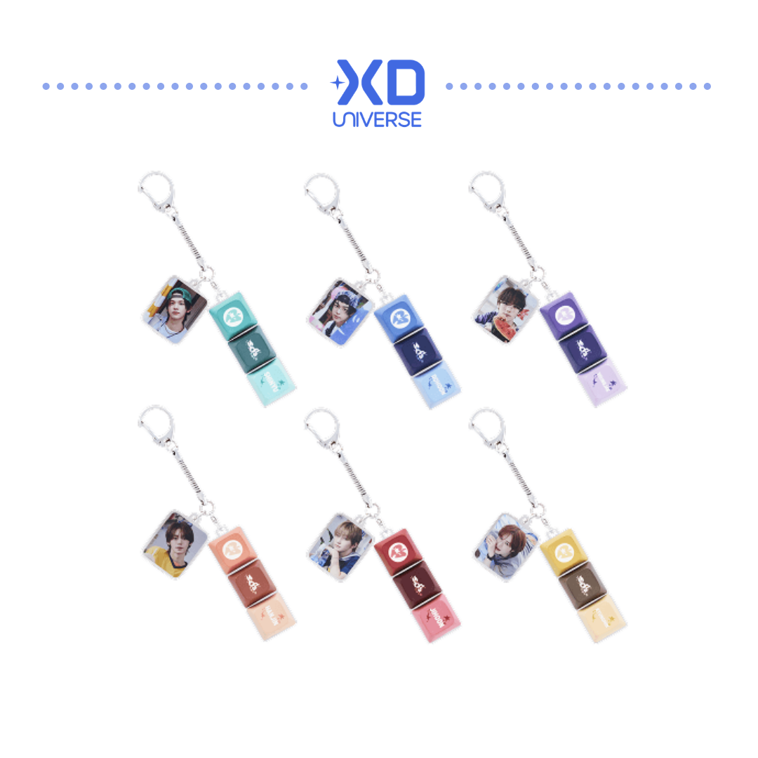 [PREORDER DEADLINE 8/8] TWS Japan 2nd Single 「SODA SODA」 Official Merch - Keycap Keyring