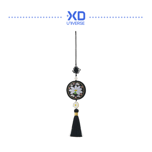 [PREORDER] GD G-DRAGON ZO&FRIENDS K-EDITION MERCH - TASSEL KEYRING