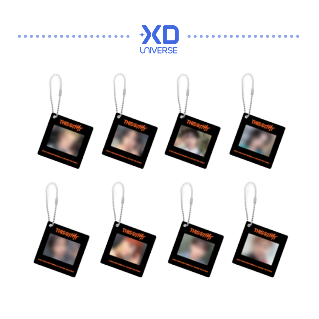 [PREORDER DEADLINE 18/8] Stray Kids "THIS & THAT" Pop-Up Store Official Merch - Photo Keyring