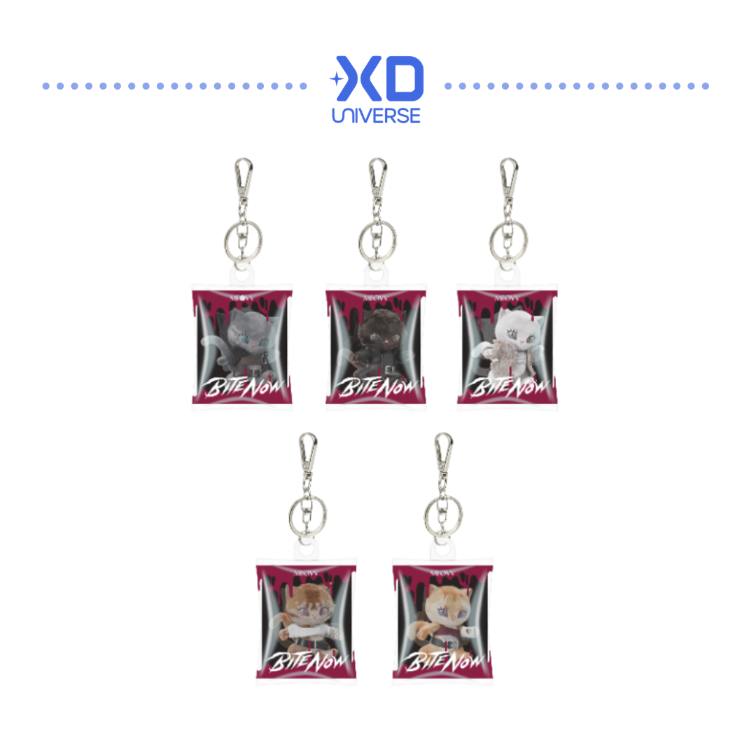 [PREORDER DEADLINE 12/6] MEOVV THE 2nd EP ALBUM [BITE NOW] OFFICIAL MERCH - CHARACTER HOLOGRAM RANDOM KEYCHAIN
