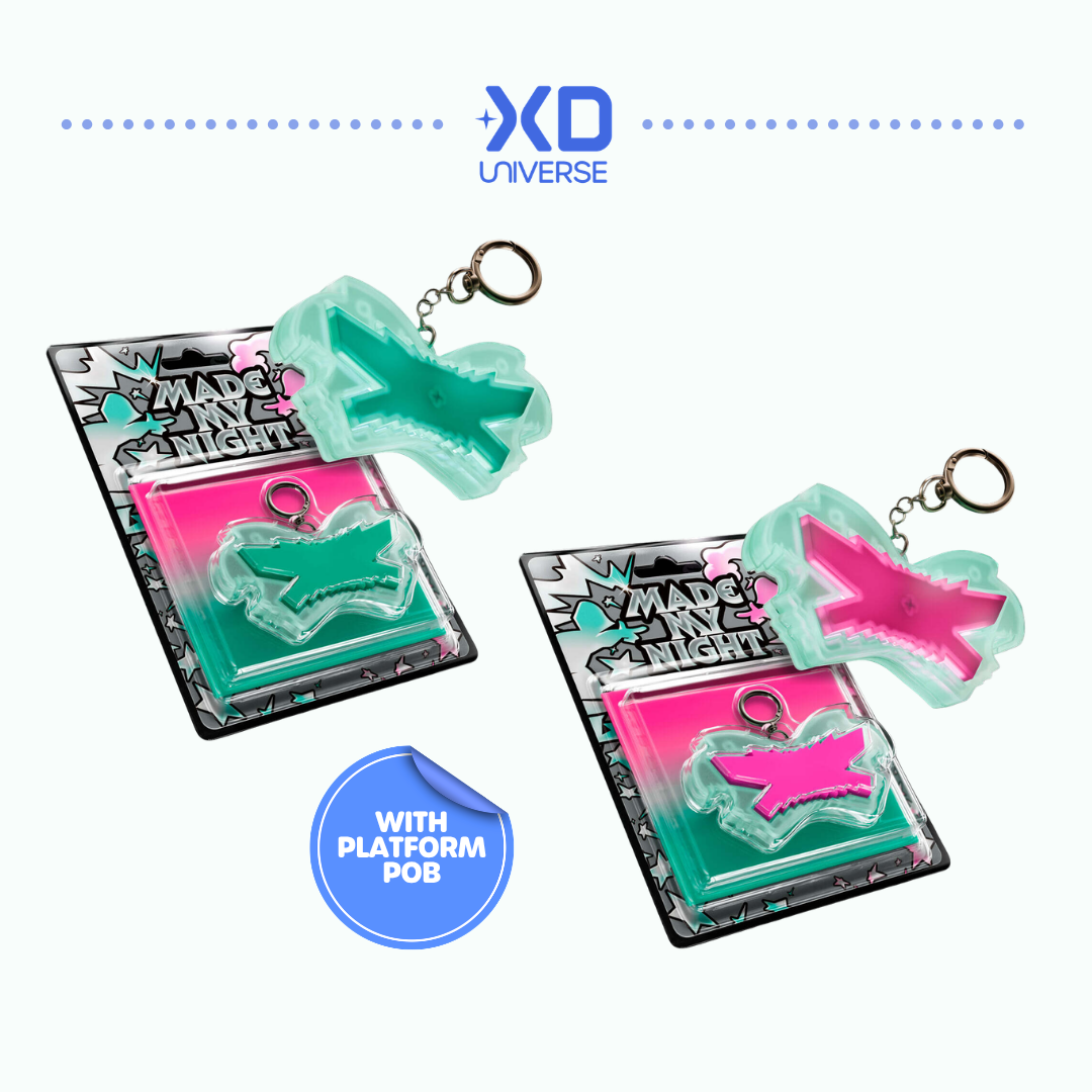 [PREORDER DEADLINE 20/10] LE SSERAFIM 'Made My Night' (Glow Clicker Keychain ver.)