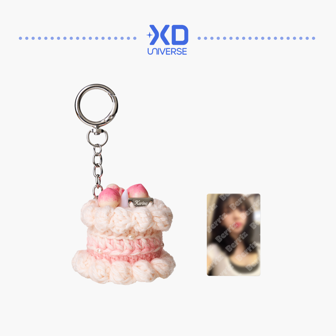 AESPA KARINA ARTIST BIRTHDAY CROCHET MINI CAKE KEYRING