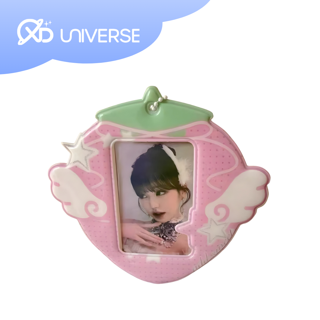 STRAWBERRY PHOTOCARD HOLDER